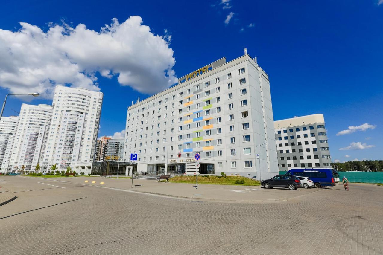 Sport Time Hotel Minsk Bagian luar foto