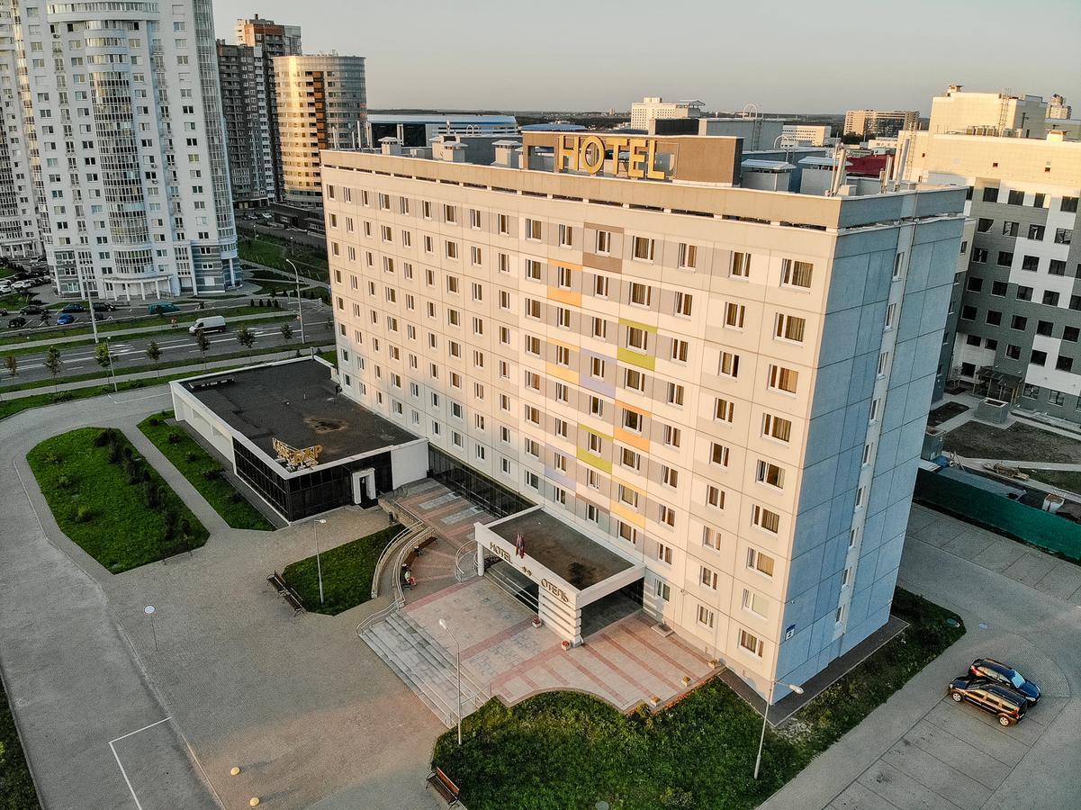 Sport Time Hotel Minsk Bagian luar foto