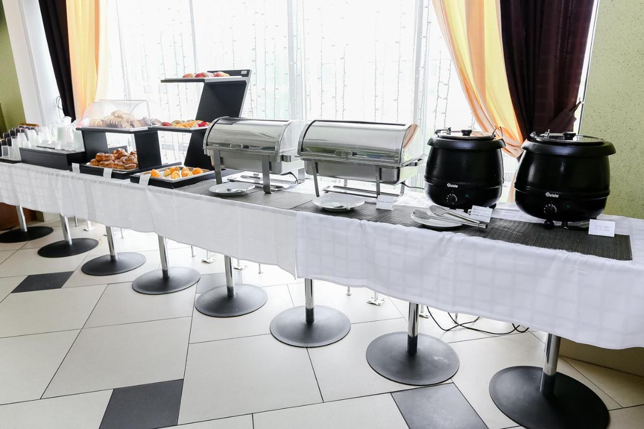 Sport Time Hotel Minsk Bagian luar foto