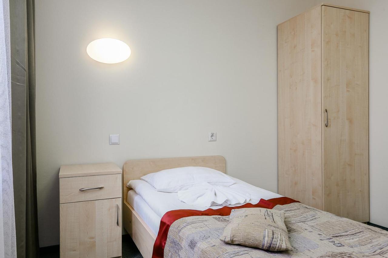 Sport Time Hotel Minsk Bagian luar foto